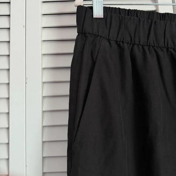 Eileen Fisher Pull On Cropped Black Pants Lightweight Size Large - Picture 4 of 7